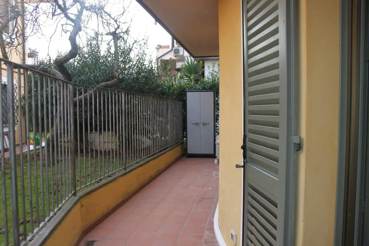 Apartment Goccia Di Lago Desenzano del Garda