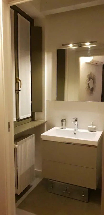 Goccia Di Lago Desenzano del Garda Apartment
